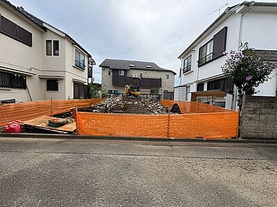 外観：建物のモデルハウスのご見学予約もスタートしました。当日のご見学予約も大歓迎ですので、お気軽にお問合せください。 