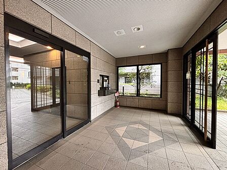 細部にまでこだわりを感じさせる洗練されたデザインが、上質で心地よい日常の始まりを感じさせます。