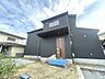外観：建物が完成しましたので室内のご見学予約スタート。当日のご見学予約も大歓迎です。お気軽にご連絡ください。エステート白馬国分寺店は火曜水曜も営業しております。 