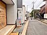 外観：安心して暮らすことのできる住宅街。　住宅地の道路は一般に交通量が少なく車などの騒音が少ないため、住民にとって静かな生活環境が提供されます。 