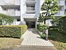 エントランス：現地のご見学予約もスタートしました。 