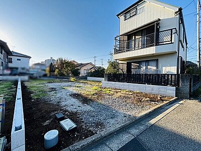 外観：現地のご見学予約もスタートしました。周辺で売りに出ている物件も沢山御座います。まとめてご見学ができますのでお気軽にお申しつけください。 