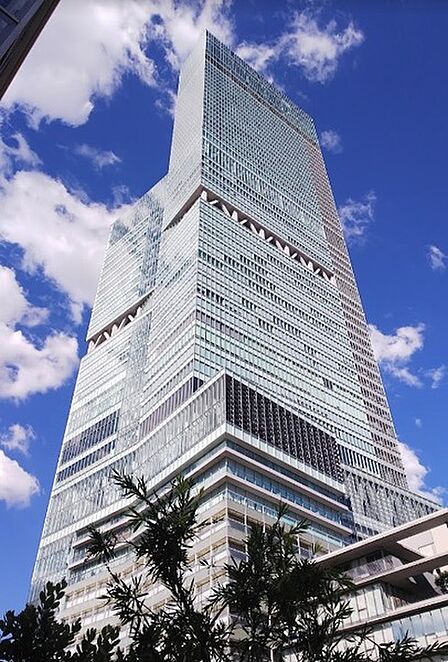 あべのハルカスまで825m