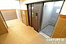 その他：【エレベーター2基あり】お住まいの階までエレベーターを使用することができます。足腰の弱い方や買い物帰りの沢山の荷物を運ぶときなどには重宝しますね。