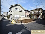 南東4.2ｍ×南西4ｍの角地。一日を通して陽射しが差し込む明るい立地です。5月の完成をお楽しみに！
