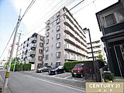 防犯面も安心のオートロック付きマンション。東武東上線「川越」駅徒歩14分。商業施設や教育機関も徒歩圏内に充実した住み良い環境です。