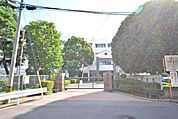 川越市立城南中学校まで430m