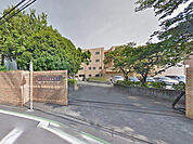 鶴ヶ島市立南小学校まで677m