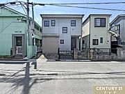 東武東上線「北坂戸」駅徒歩14分。周辺には教育機関や商業施設も充実しており、子育て世代のご家族にもおすすめ