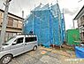 その他：急な来客時にも安心な駐車場並列3台（車種による）陽当りの良い南庭もあり、家庭菜園やガーデニングも楽しめます。