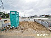 地盤調査を行った後に、家の面積と同じ大きさの基礎を作ることで、全室6帖以上、ゆとりの3LDKをしっかりと支えます。