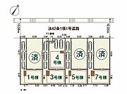 全棟駐車2～3台可能。通勤やお子様の送り迎えなど、ご夫婦でお車をお持ちの方も安心です。