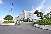 川越市立大東西中学校まで980m