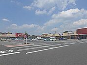 ヤオコー川越的場店まで982m