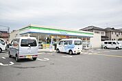 ファミリーマート川越かし野台店まで299m
