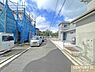 その他：周辺にはスーパーやドラッグストア、飲食店など、日々の暮らしに便利な施設が集まっています。