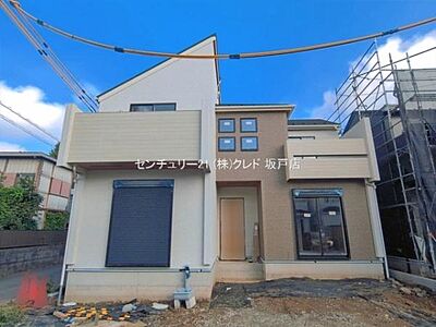 外観:全室南東向きの4(5)LDK。客間やテレワークルームとしてなど多目的に使える1階洋室6帖付き。 外観:全室南東向きの4(5)LDK。客間やテレワークルームとしてなど多目的に使える1階洋室6帖付き。