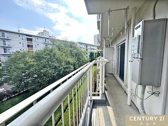 2つの部屋が繋...