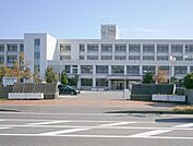 守山市立守山南中学校まで2129m