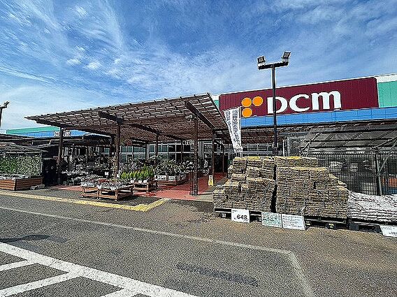 DCMくろがね...