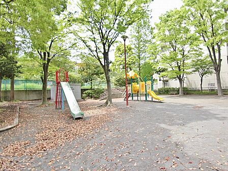 南菅生けやき公園 距離約100m