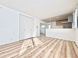 多摩市桜ヶ丘3丁目 戸建て 4LDKのリビング/ダイニング