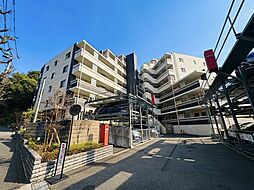 プレシス多摩永山レヴィエ