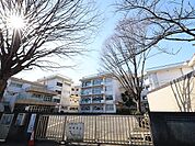 町田市立南大谷中学校　距離約2400m