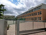 府中市立府中第三中学校　距離約1090m