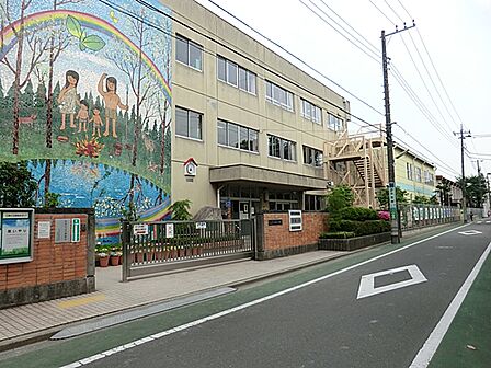 世田谷区立千歳台小学校 距離約250m