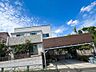 外観：二階建て住宅、カーポート付きの外観写真です