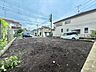 外観：周辺道路に面した更地の敷地
