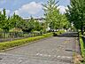 周辺：多摩市立青陵中学校　距離約910m