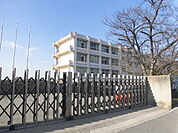 羽曳野市立埴生南小学校まで693m