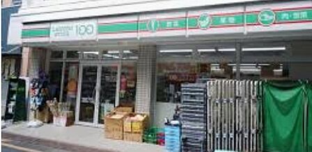 ローソンストア100川越新富町一丁目店まで713m