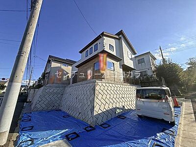 外観:八王子市片倉町の新築一戸建て 2026年9月24日撮影 外観:八王子市片倉町の新築一戸建て 2026年9月24日撮影