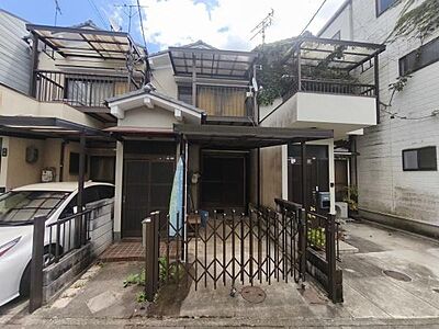 外観:カーポートございます! 外観:カーポートございます!