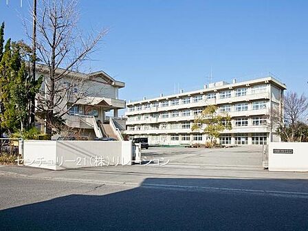 海老名市立柏ケ谷中学校まで1327m