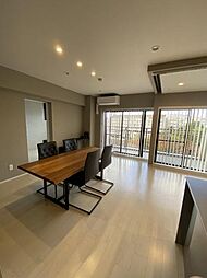 ベラジュール北鈴蘭台 2SLDKのリビング/ダイニング