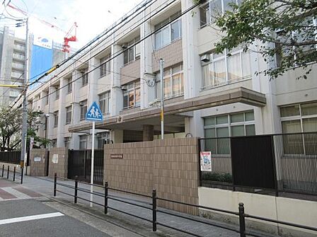 大阪市立桜宮小学校まで913m