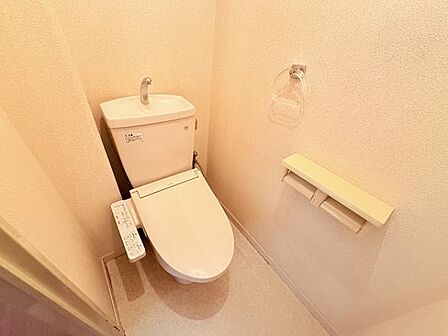 すっきりとしたレストルームです。