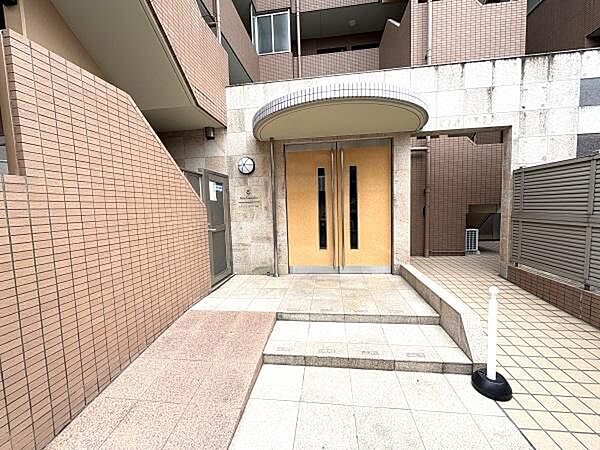エントランスを拡大表示