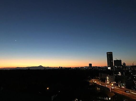 綺麗な夜景が一...