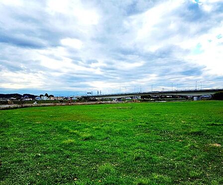多摩川緑地まで1002m