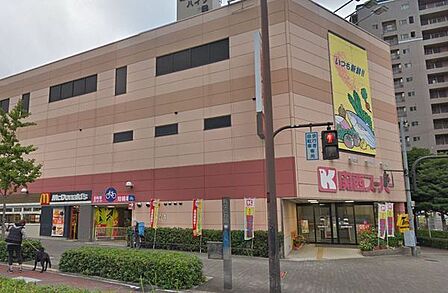 関西スーパー南堀江店まで677m