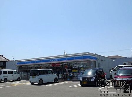 ローソン桜井川合店まで439m