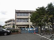 大和郡山市立片桐西小学校まで320m