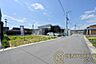 その他：■現地撮影写真■前面道路は6ｍ以上あり広々としています！