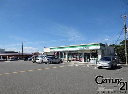 ファミリーマートみみなし駅前店まで1183m