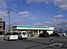 周辺：ファミリーマートJR大和小泉駅前店まで230m